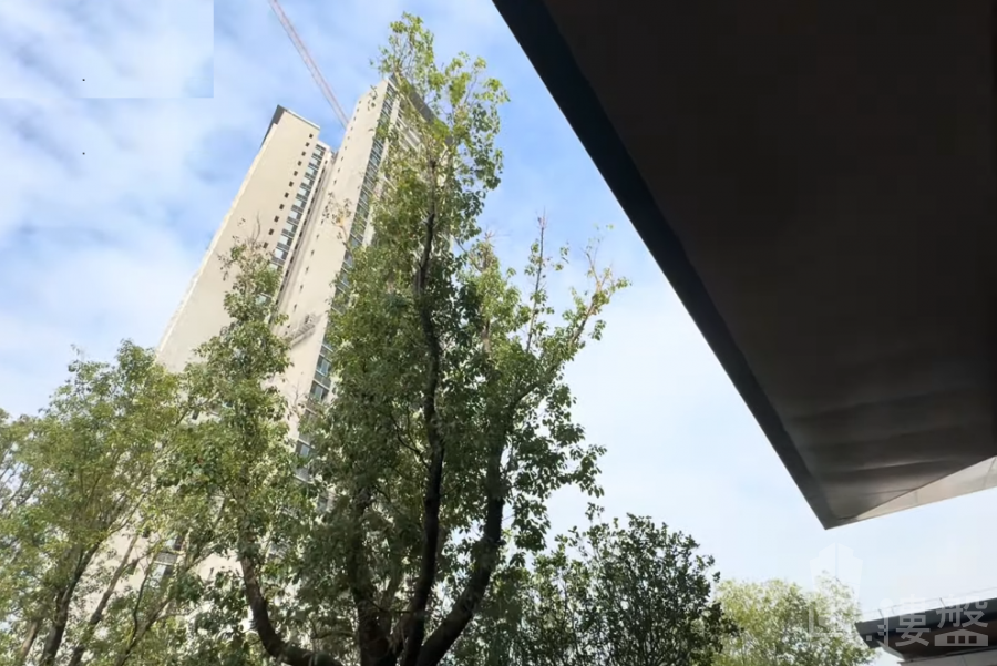珠海廣銀畔山林語,首期5000元,樓價尾數直接銀行月供,最新價單