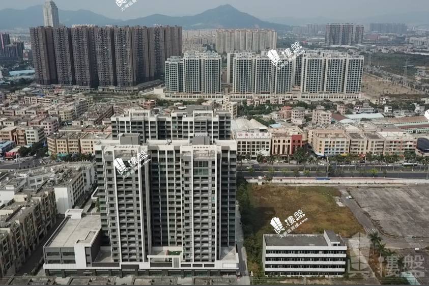世滙藍天-中山|首期5萬(減)|裝修三房|香港銀行按揭(實景航拍)