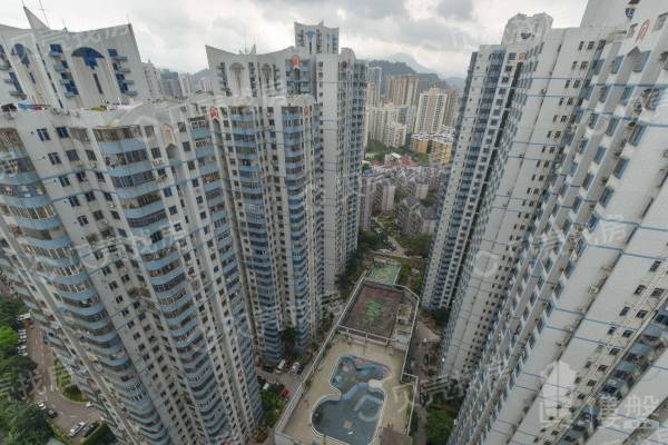 深圳國展苑|布吉二千呎單位!小區配套遊泳池 網球場 兒童遊樂場 半個籃球場 室內室外停車場 地下停車場