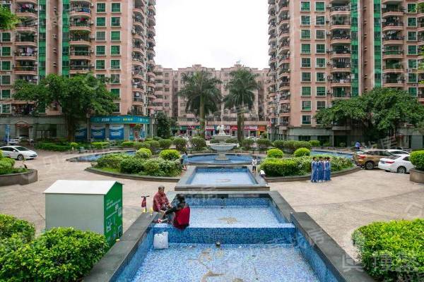麗湖花園|水徑地鐵口,南平快速旁邊,交通便利,四通八達