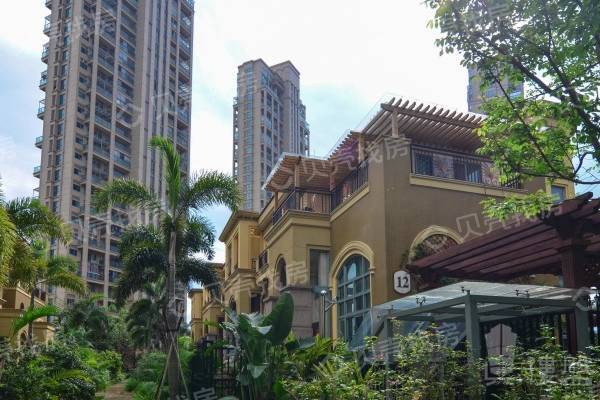閱山華府|龍崗區市政公園旁大四房,業主自住保養好,易出租